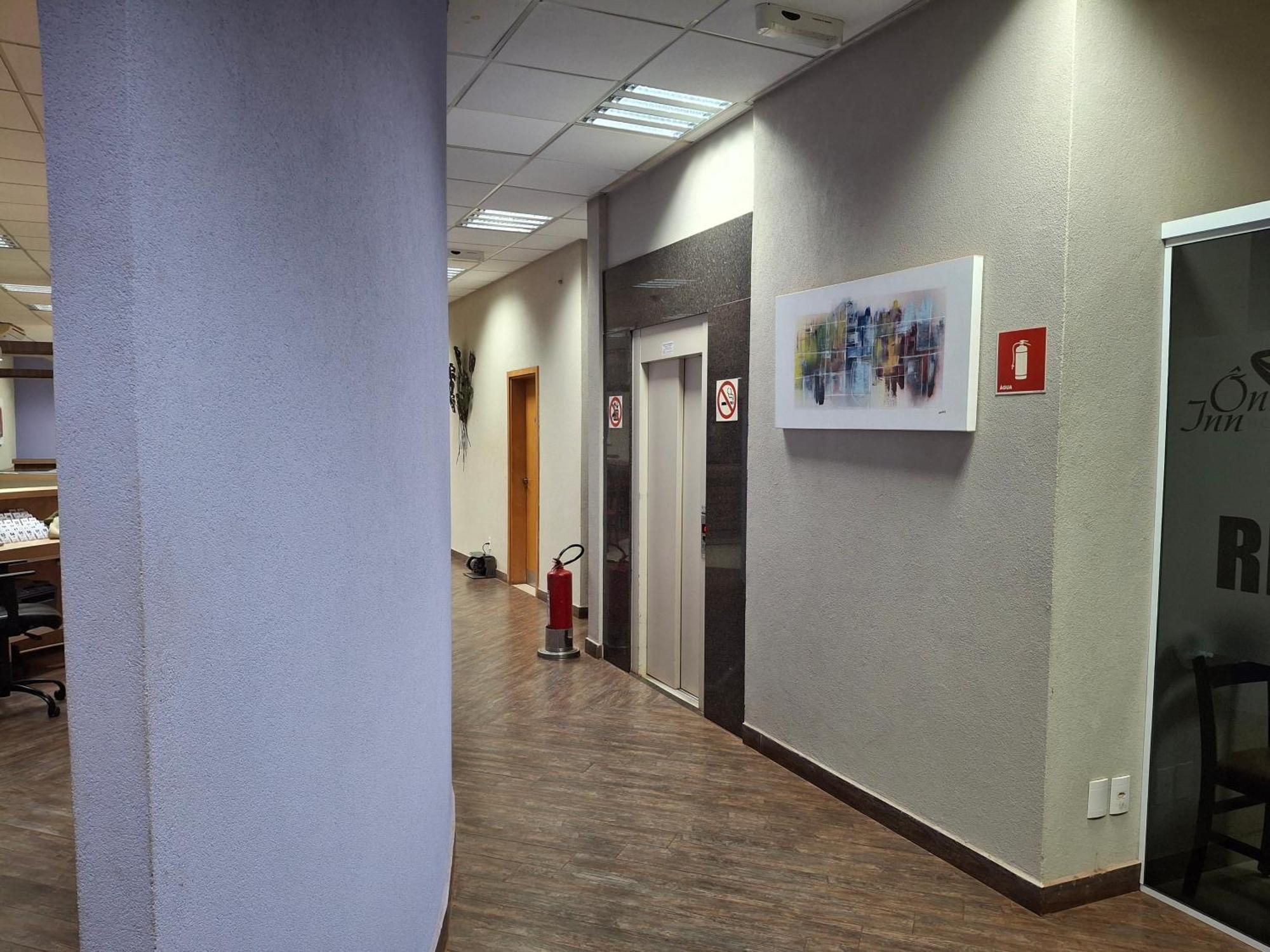 Onix Inn Hotel Cravinhos エクステリア 写真
